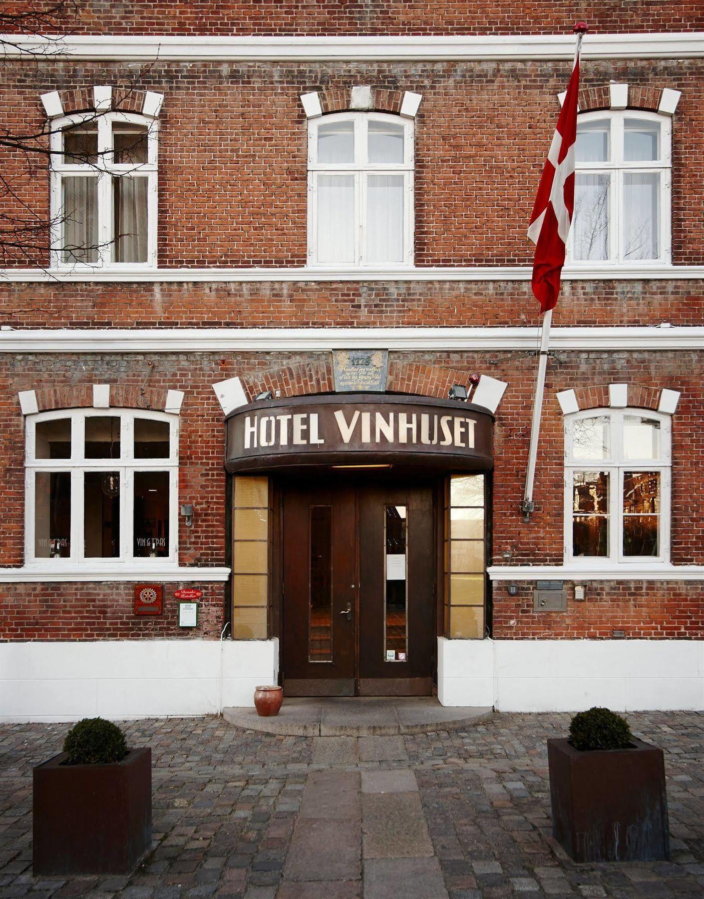 Hotel Vinhuset Næstved エクステリア 写真