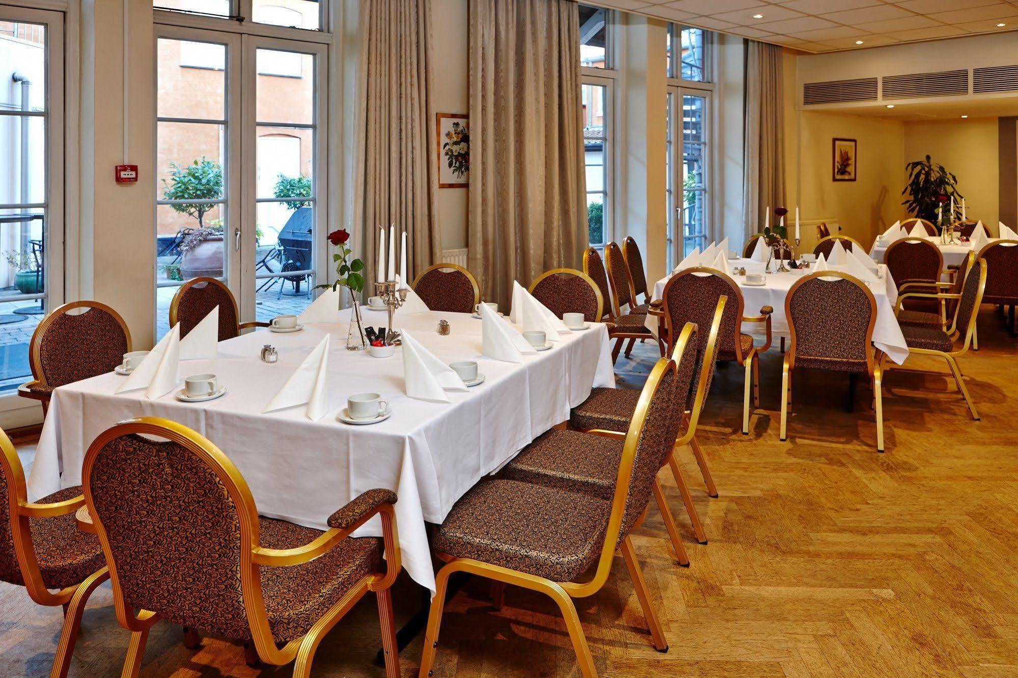 Hotel Vinhuset Næstved エクステリア 写真